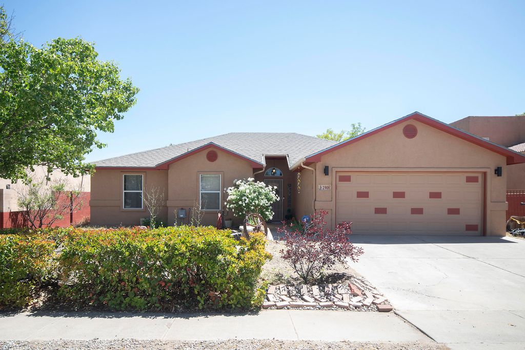 2908 Dona Teresa Place SW, Albuquerque, NM 87121