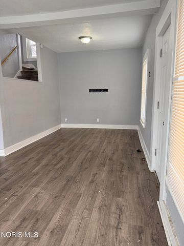 2026 Hawthorne Street, Toledo, OH 43606