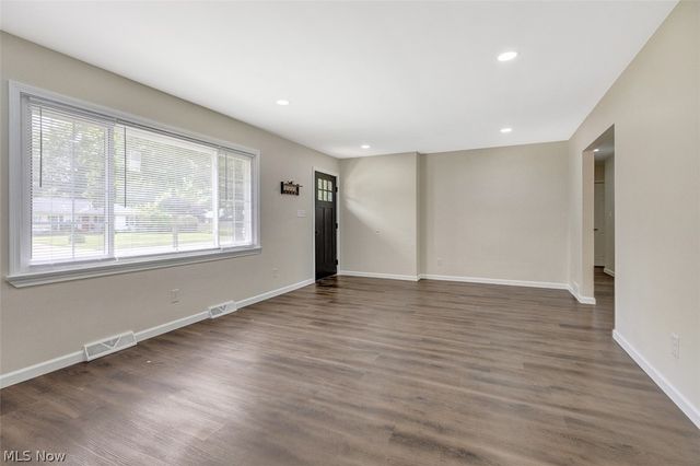 2429 Thurmont Road, Akron, OH 44313