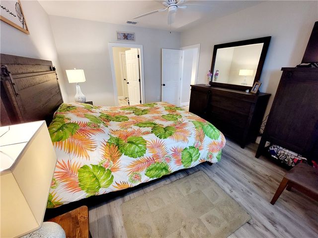 2142 Harwick Circle SW, Vero Beach, FL 32968