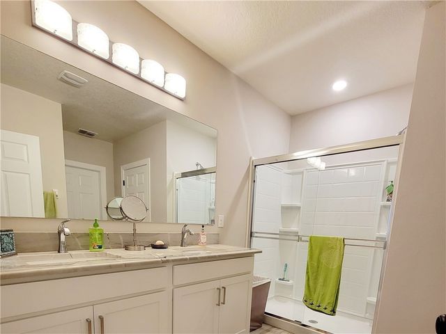 2142 Harwick Circle SW, Vero Beach, FL 32968