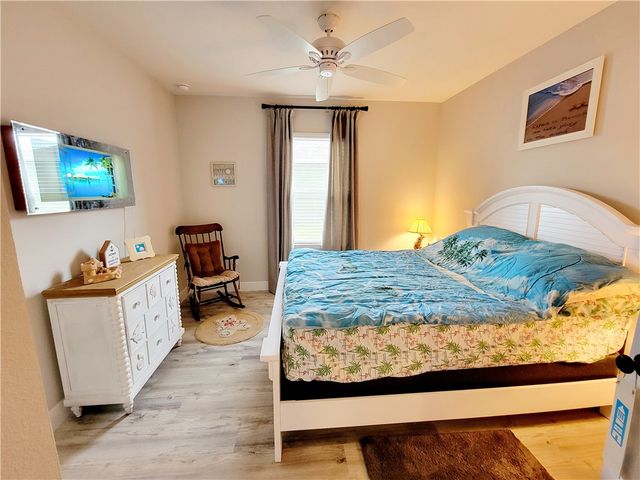 2142 Harwick Circle SW, Vero Beach, FL 32968