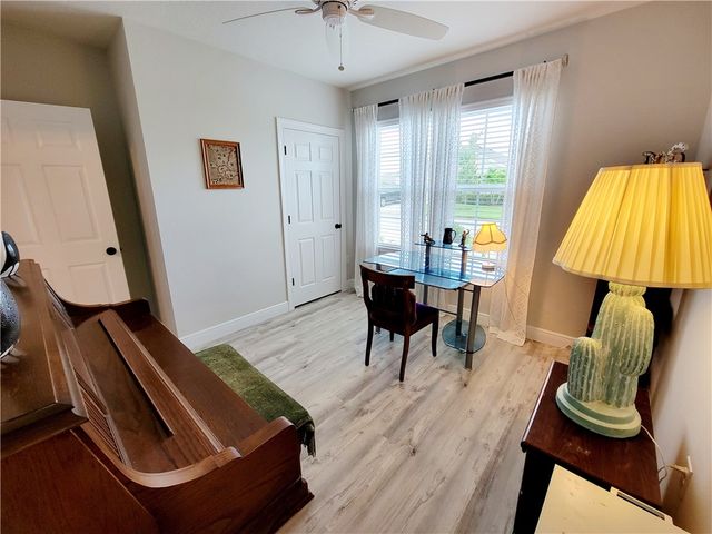 2142 Harwick Circle SW, Vero Beach, FL 32968