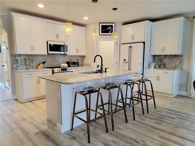 2142 Harwick Circle SW, Vero Beach, FL 32968