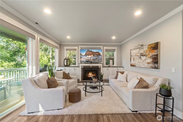 1225 Adams Street, Steilacoom, WA 98388