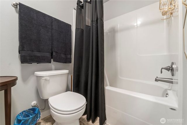 1225 Adams Street, Steilacoom, WA 98388