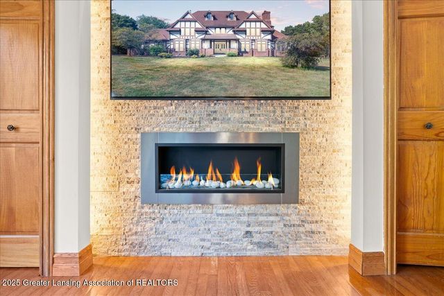 9760 Blue Heron Drive, Eaton Rapids, MI 48827