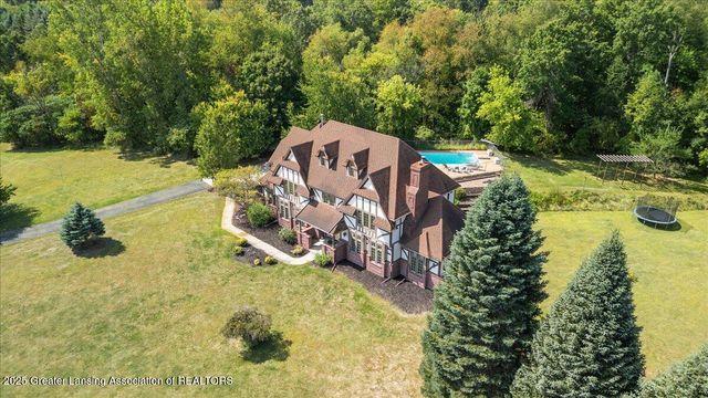 9760 Blue Heron Drive, Eaton Rapids, MI 48827