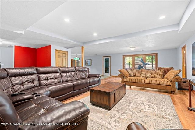 9760 Blue Heron Drive, Eaton Rapids, MI 48827