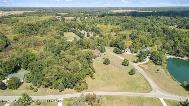 9760 Blue Heron Drive, Eaton Rapids, MI 48827