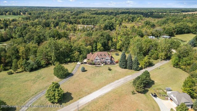 9760 Blue Heron Drive, Eaton Rapids, MI 48827