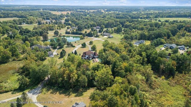 9760 Blue Heron Drive, Eaton Rapids, MI 48827