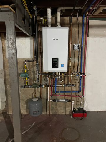 173 South Street, Danbury, CT 06810