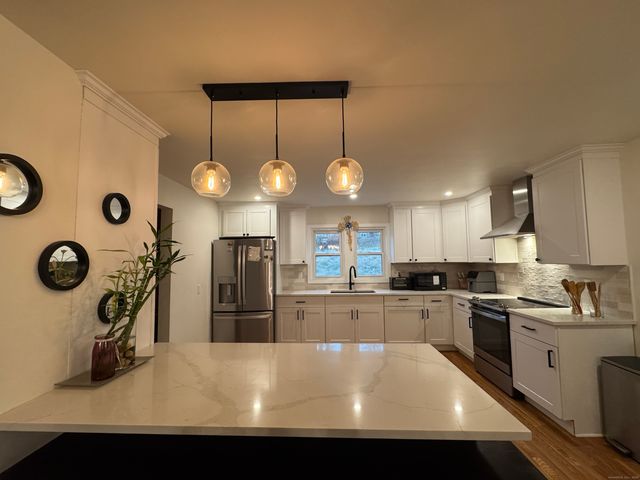 173 South Street, Danbury, CT 06810