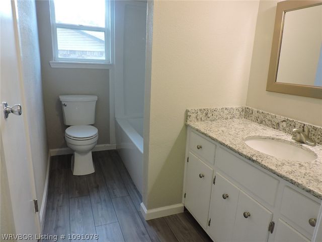 8930 Fresno Street, Fort Smith, AR 72903