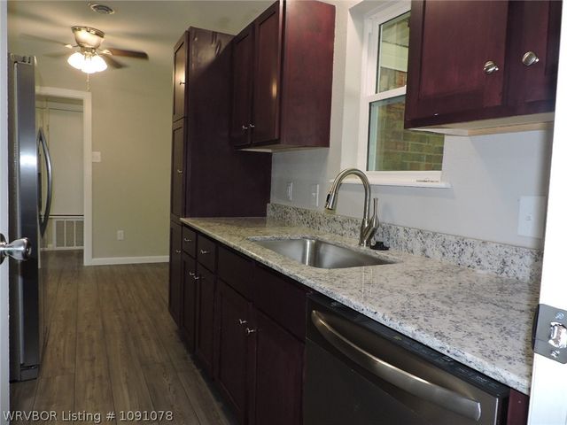 8930 Fresno Street, Fort Smith, AR 72903
