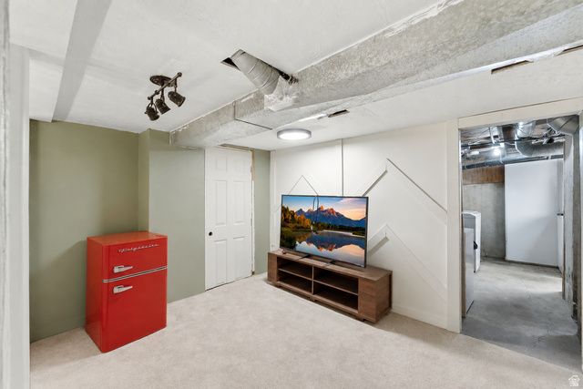 629 DOUGLAS ST, Ogden, UT 84404
