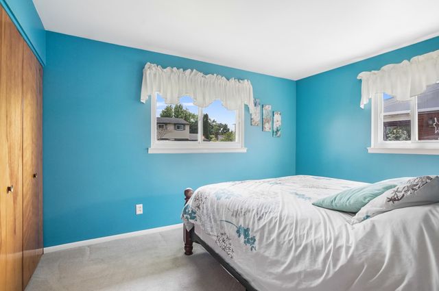 35046 Nancy Street, Westland, MI 48186