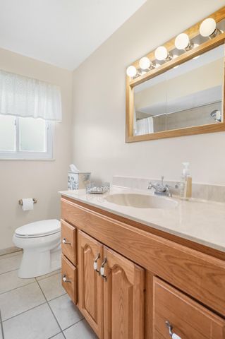 35046 Nancy Street, Westland, MI 48186