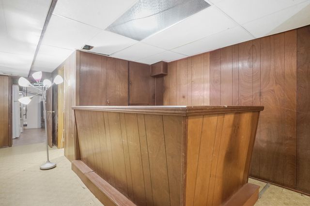35046 Nancy Street, Westland, MI 48186