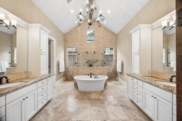13127 Highwood Road, Houston, TX 77079