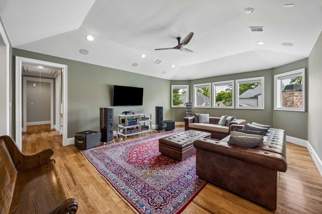 13127 Highwood Road, Houston, TX 77079