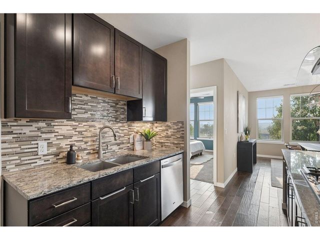 13598 Via Varra 201, Broomfield, CO 80020