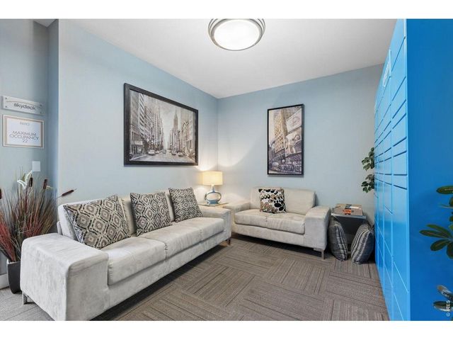 13598 Via Varra 201, Broomfield, CO 80020