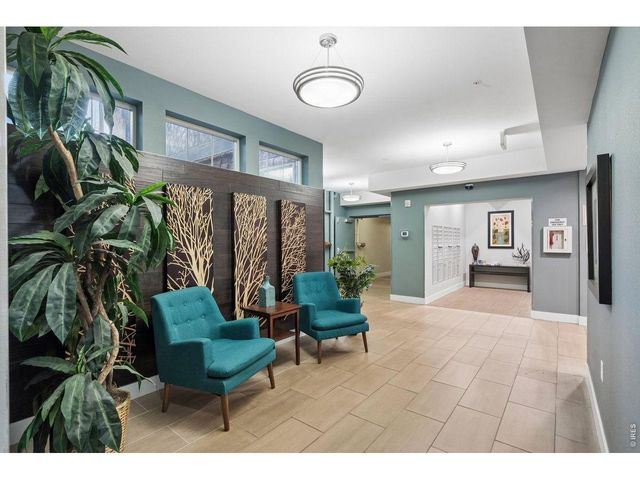 13598 Via Varra 201, Broomfield, CO 80020