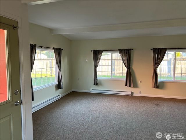 220 N Main Street, Kittitas, WA 98934