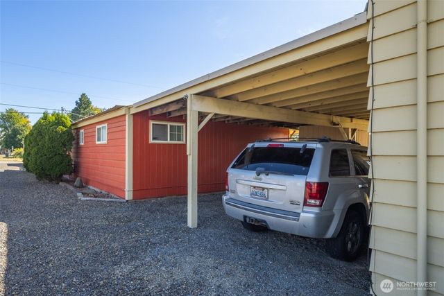 220 N Main Street, Kittitas, WA 98934