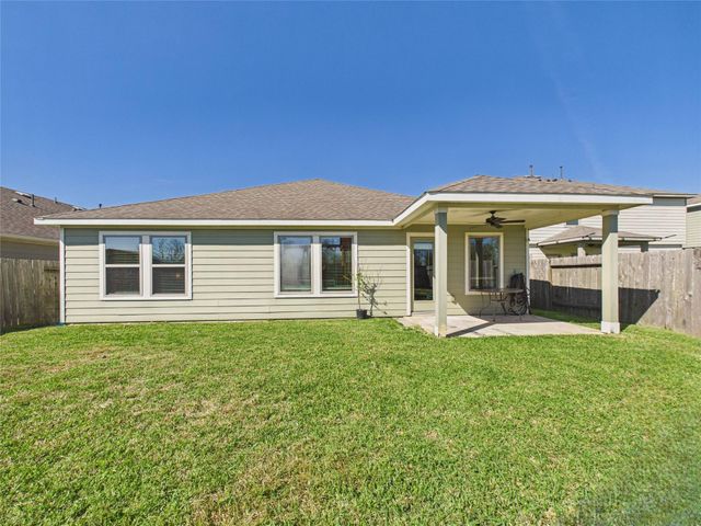 1237 Steed Bluff Drive, Alvin, TX 77511