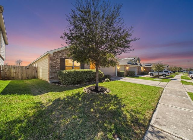 1237 Steed Bluff Drive, Alvin, TX 77511