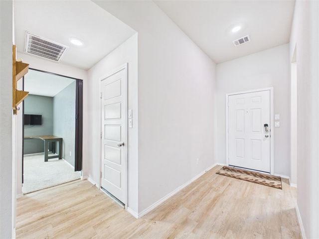 1237 Steed Bluff Drive, Alvin, TX 77511