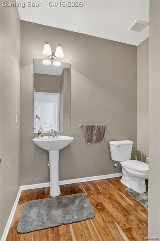 3595 Hogan Circle, Rochester, MI 48307