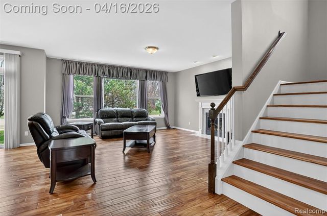 3595 Hogan Circle, Rochester, MI 48307