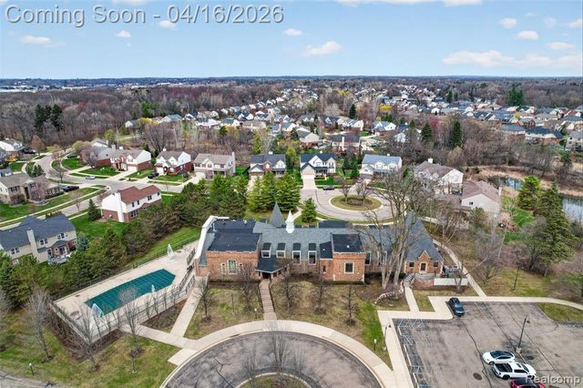 3595 Hogan Circle, Rochester, MI 48307