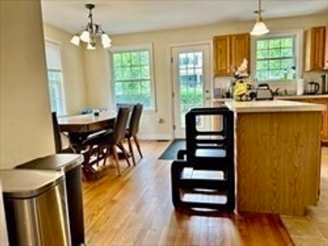 152 Sycamore St 152, Watertown, MA 02472