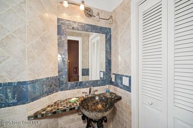 484 Lanternback Island Drive, Satellite Beach, FL 32937