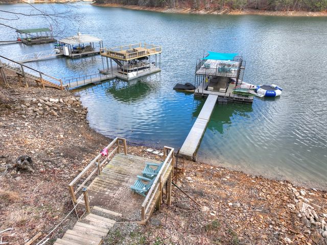 59 Chiefs Lane, Blue Ridge, GA 30513