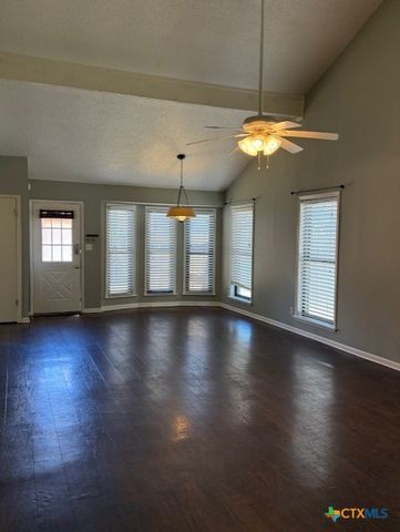 101 Maplewood Drive 26, Victoria, TX 77901