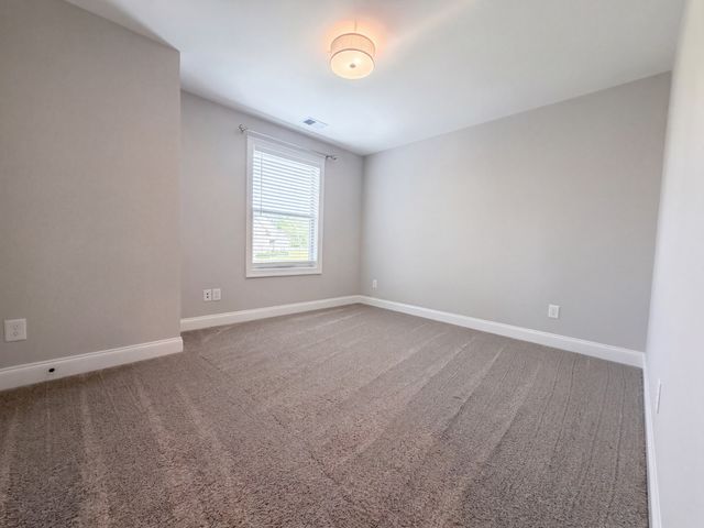 1307 Christina Ct, Lebanon, TN 37087