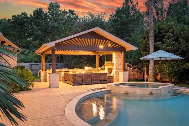 1307 Majestic Pines Court, Houston, TX 77345