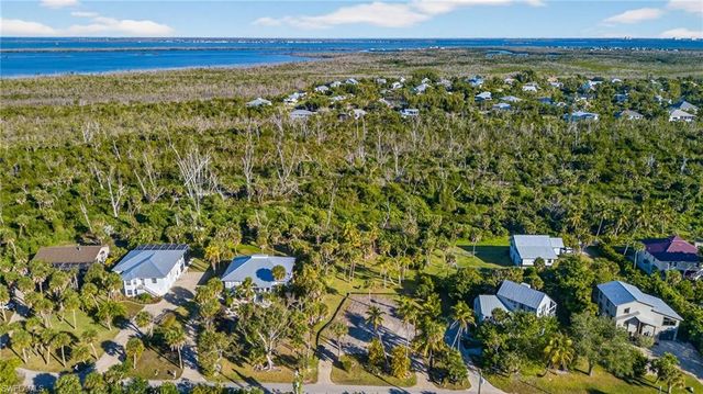 1835 Ardsley WAY, Sanibel, FL 33957