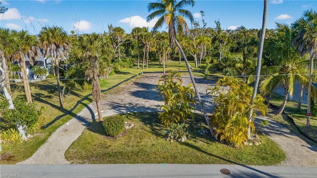 1835 Ardsley WAY, Sanibel, FL 33957