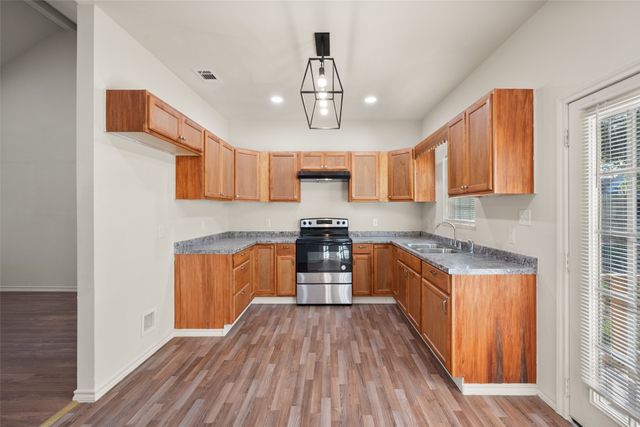 815 E Collin Street, Corsicana, TX 75110