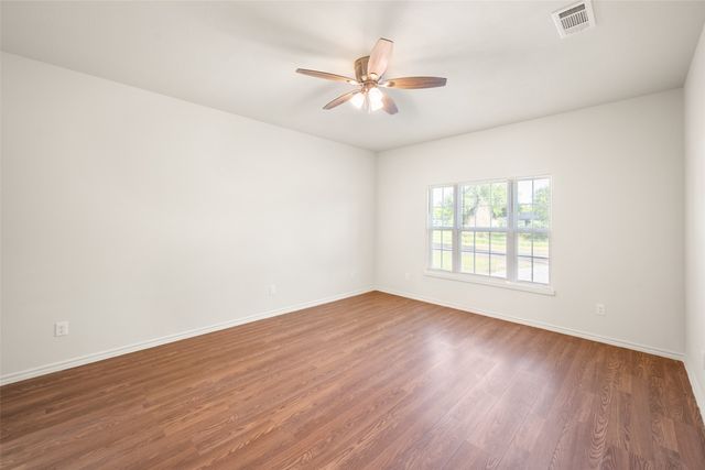 815 E Collin Street, Corsicana, TX 75110