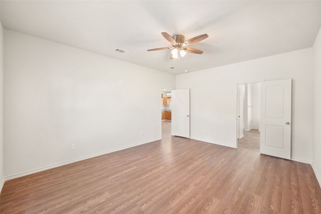 815 E Collin Street, Corsicana, TX 75110