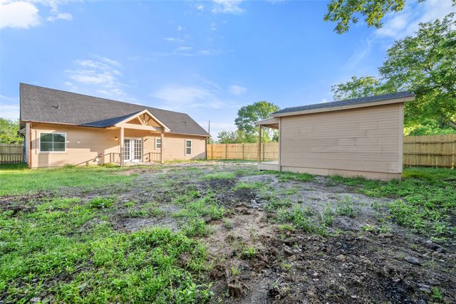 815 E Collin Street, Corsicana, TX 75110
