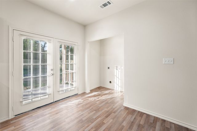 815 E Collin Street, Corsicana, TX 75110